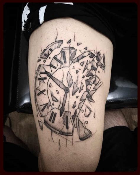 Tatuaggio Orologio Significato Idee E Foto Tatuaggio Co