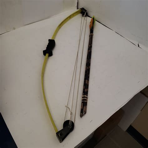 Buy The Lil Banshee Black Yellow Archery Bow Arrow Compound