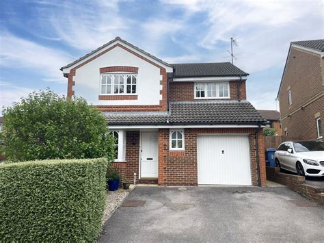 Rachaels Lake View Warfield Bracknell Berkshire Rg42 4 Bed Detached