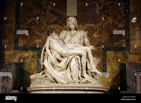 Michelangelo Buonarroti 1475 1564 Pietà La Basilica di San Pietro