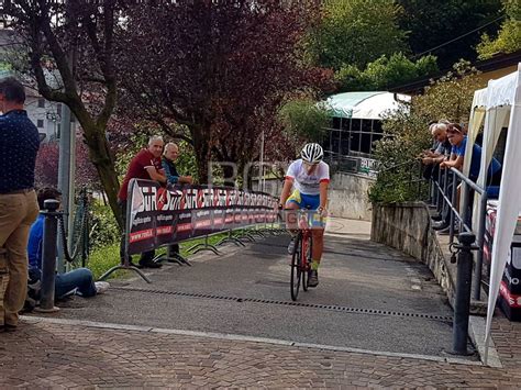 Ciclismo Giovanile Andrea Piras Vince La Cronoscalata Almenno San