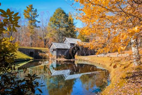 Best Places To See Fall Colors In The Blue Ridge Mountains