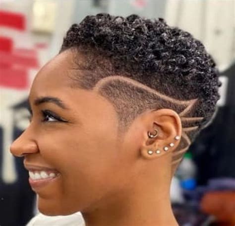 15 Stunning Black Female Fade Haircut Designs That Will Make You Look Fabulous Yencomgh