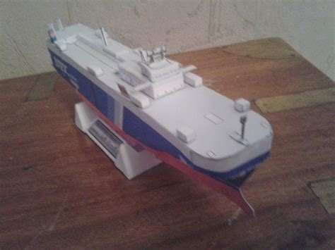 Navires de papier - Ship Papercraft: avril 2013