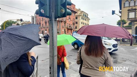 Meteo A Roma E Nel Lazio Ecco La Pioggia E L Allerta Gialla