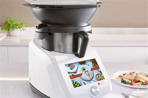 500 zł rabatu na robot Silvercrest Monsieur Cuisine Smart w aplikacji Lidla