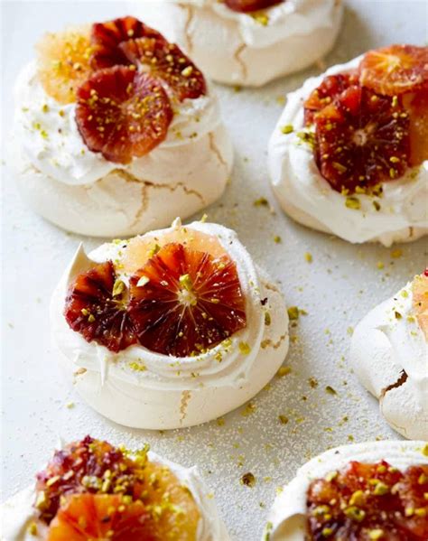 31 Delightful Mini Christmas Dessert Recipes Purewow