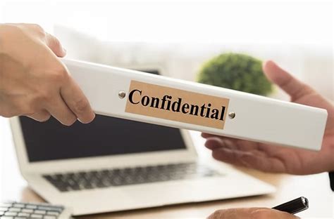 The Five Things You Should Never Tell ChatGPT