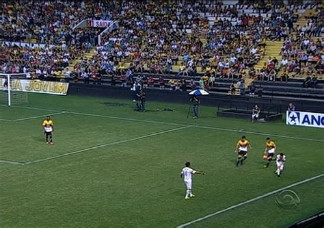 Vídeo Criciúma vence Santos mas perde título da Copa do Brasil sub 20