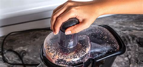 How Does A Masticating Juicer Work Detailed Guide 2023