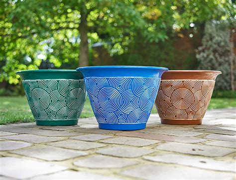 Greenhurst Pack Of Brompton Planters Coloured Terracotta Blue