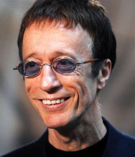 Bee Gee Robin Gibb Loses Brave Fight Against Cancer Celebrity News Showbiz And Tv Uk