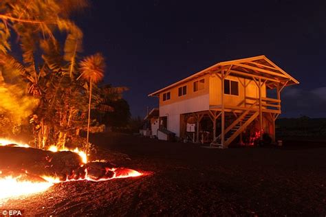 Hawaii Homeowner Watches Molten Lava Destroy House After Volcano Erupts