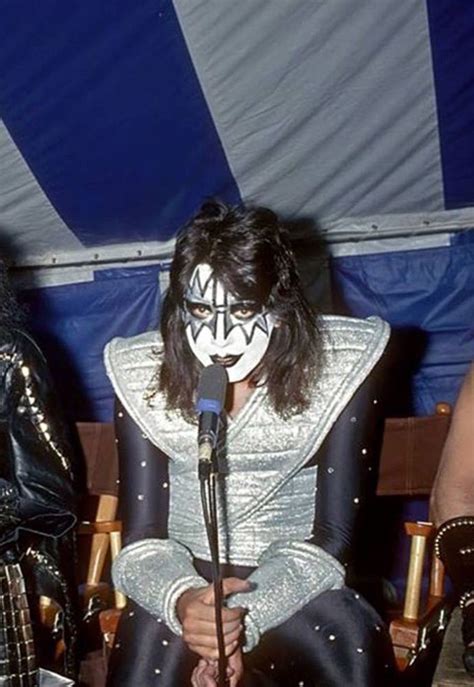 Pin By Gonzalo Roa On Kiss Ace Frehley Hot Band Kiss Band