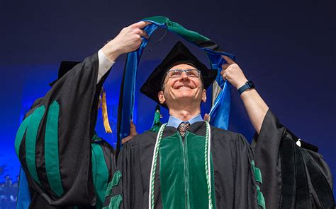 Commencement Photo Gallery The Pulse Neomed