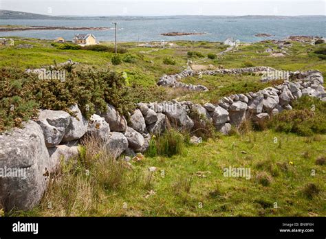 Kilkieran Bay Hi Res Stock Photography And Images Alamy