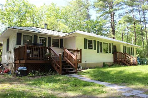 Vermont Real Estate & VT Homes for Sale | realtor.com®