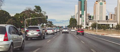 Carro popular montadoras atualizam preços veja quanto é o modelo mais