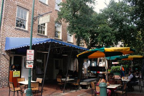 Where to Go in City Market - Savannah, GA | Savannah.com