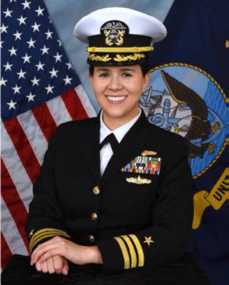 Cdr Josie L Moore Assumes Command Of Information Warfare Training