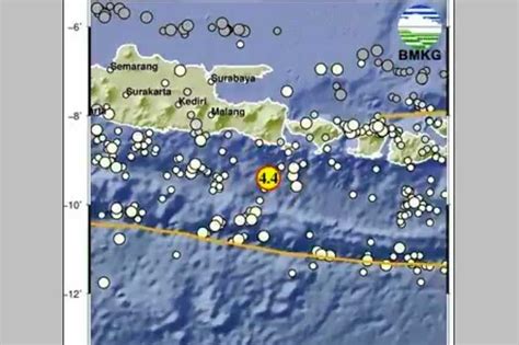 Gempa Bumi Berkekuatan M Guncang Jembrana Bali