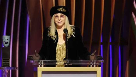 Barbra Streisand Receives Sag Life Achievement Award From Jennifer