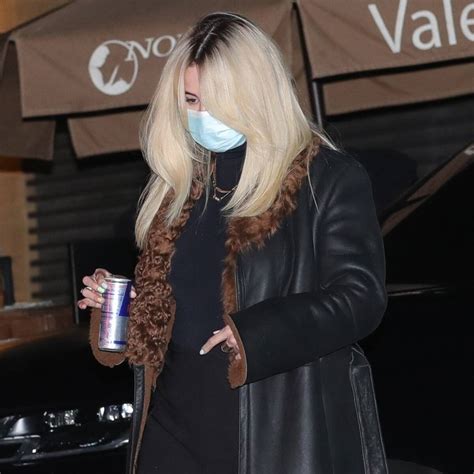 Blonde Selena Gomez Gets Back To Work With Fierce New Selfie