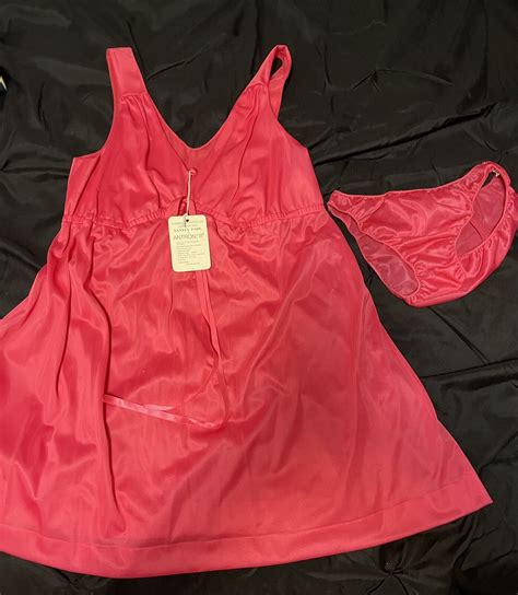 Vintage Vanity Fair Baby Doll Pajamas Lingerie Gem