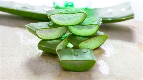 C Mo Hacer Una Mascarilla Facial De Aloe Vera