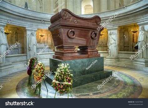 445 afbeeldingen voor napoleon grave: afbeeldingen, stockfoto‘s en ...