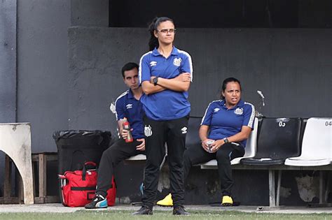 Técnica das Sereinhas da Vila se despede do Santos Diário do Peixe