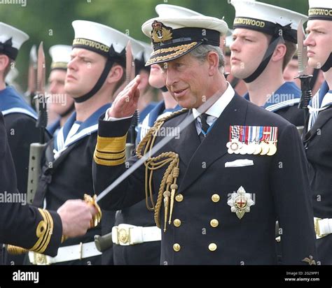 Prince Charles 60th Anniversary Dday Pic Mike Walker 2004 Stock Photo