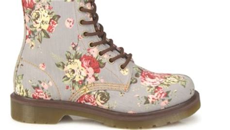 Doc Martens fleuries été 2012 imprimé floral des Dr Martens Castel