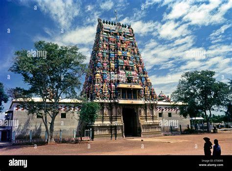 Pillaiyarpatti temple 1 hi-res stock photography and images - Alamy