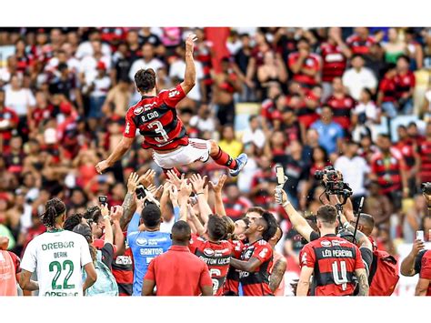 Rodrigo Caio Se Despede Do Flamengo Gratid O E Respeito Aprendi A