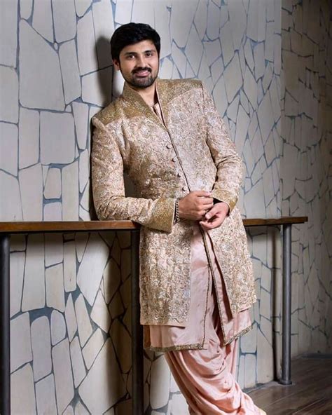 Pin By Manjula Reddy On Men S Wear Indian Model Indian Models