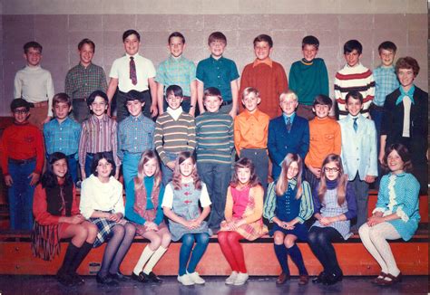 5th Grade Class Photo From Memorial School