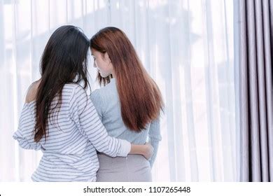 Same Sex Asian Lesbian Couple Lover写真素材1107265448 Shutterstock