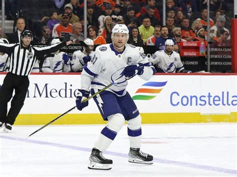 Predators Sign Steven Stamkos To 4 Year Deal