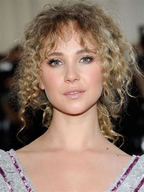 How To Wear The New Curly Bangs Trend Thefashionspot Hair Lengths