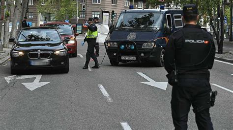 Sanidad Se Reúne Con Las Comunidades Autónomas Para Detallar Los Planes De Desescalada Por