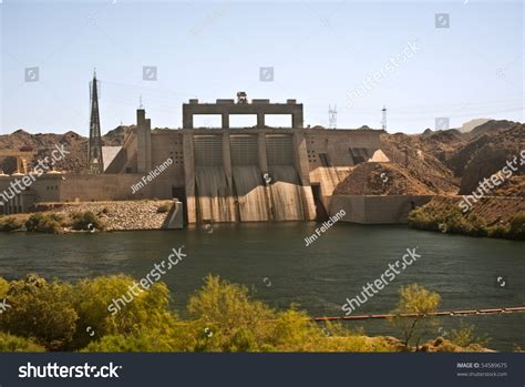 Davis Dam On The Colorado River Just North Of Laughlin Nevada Stock