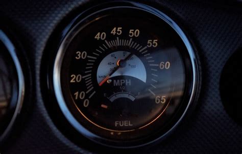 Miten muutetaan MPH km/h? (Muuntaja) - Renkaatvaihtoon.fi