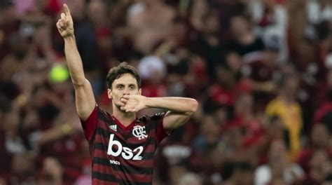 Rodrigo Caio é o foco do Barcelona para reforçar defesa a curto prazo