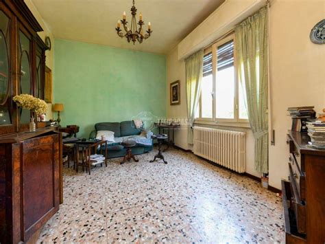 Vendita Villa Unifamiliare In Via Gaetano Donizetti 35 Toscolano