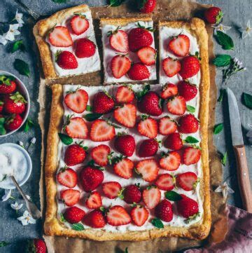 Bl Tterteig Tarte Mit Erdbeeren Und Kokos Creme Vegan Bianca