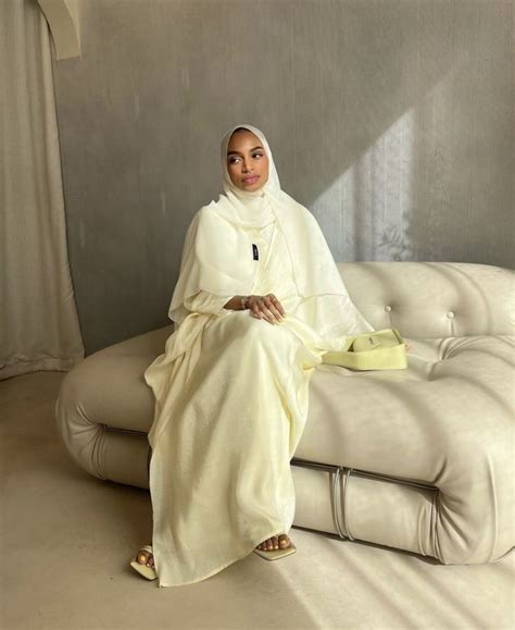 Pin By On Enregistrements Rapides Islamic Modest Fashion