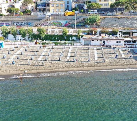 Montenuovo Beach Pozzuoli NA Prenotazione Online Spiagge It