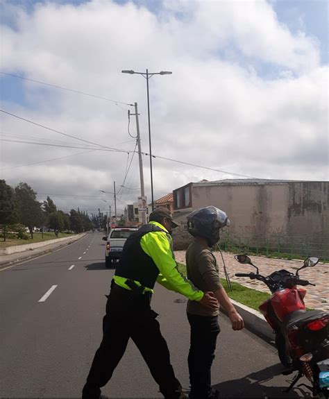 Policía Ecuador On Twitter Patrullajes Preventivos👮🏻‍♂️ Y Presencia Policial Son Desarrollados