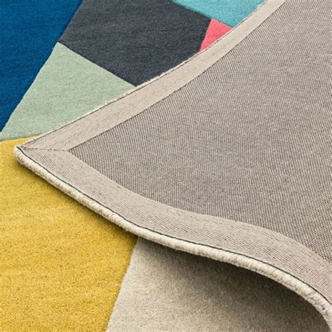 Tapis De Salon Design Haut De Gamme En Laine Avec Triangles